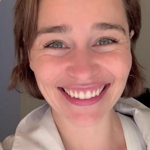 Emilia-Clarke-33100.jpg