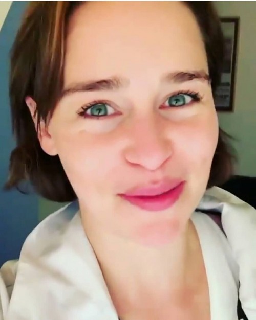 Emilia-Clarke-33126.jpg