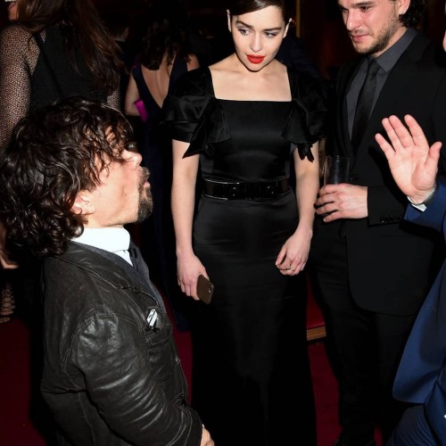 Emilia-Clarke-33134.jpg