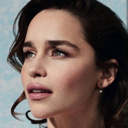Emilia-Clarke-33150.jpg