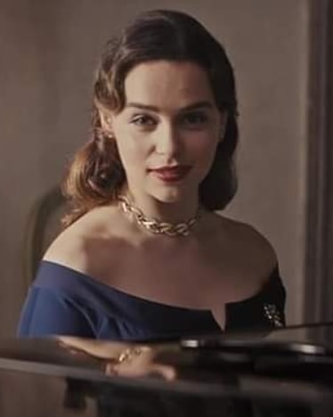 Emilia-Clarke-33210.jpg