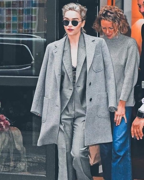 Emilia-Clarke-33214.jpg