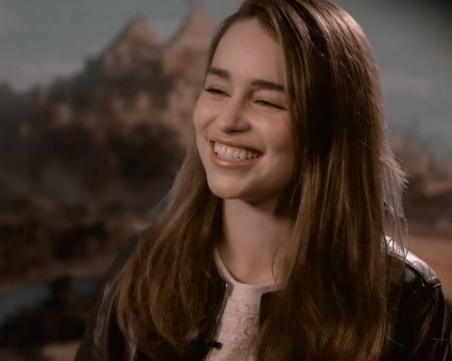 Emilia-Clarke-33252.jpg