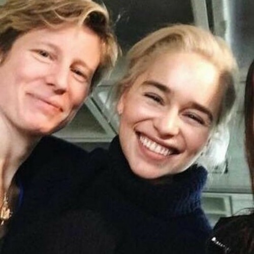 Emilia-Clarke-33303.jpg