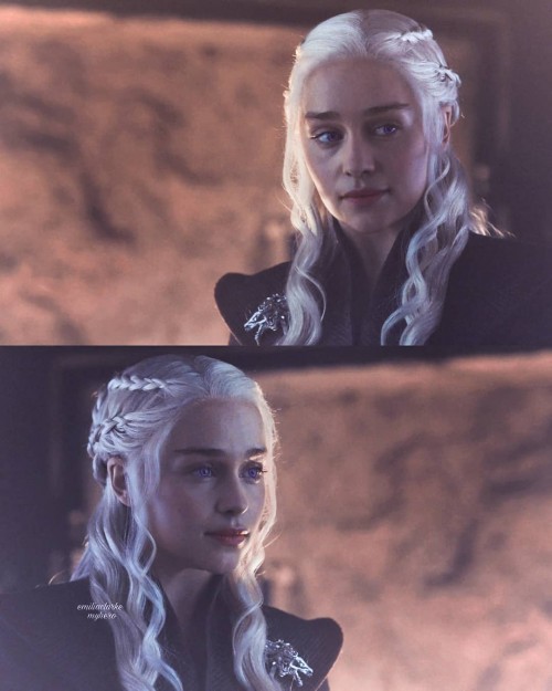 Emilia-Clarke-33332.jpg