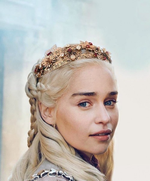 Emilia-Clarke-35002.jpg