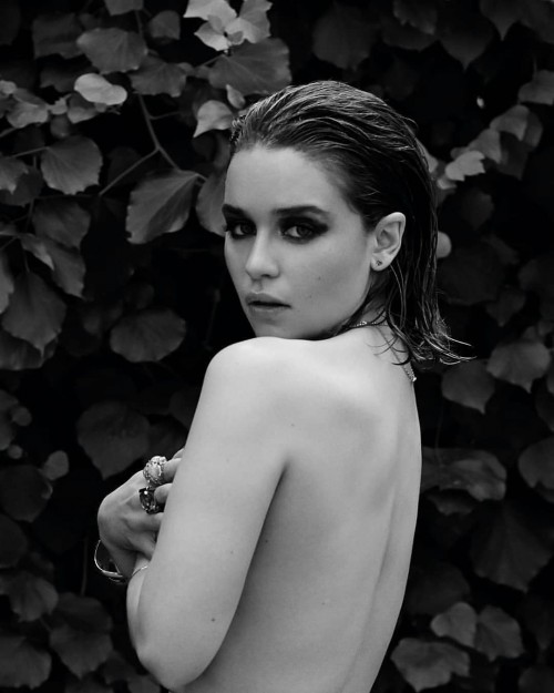 Emilia-Clarke-35021.jpg