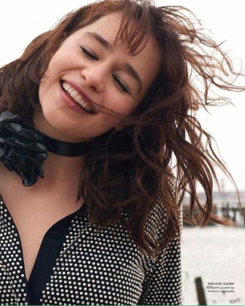 Emilia-Clarke-35063.jpg