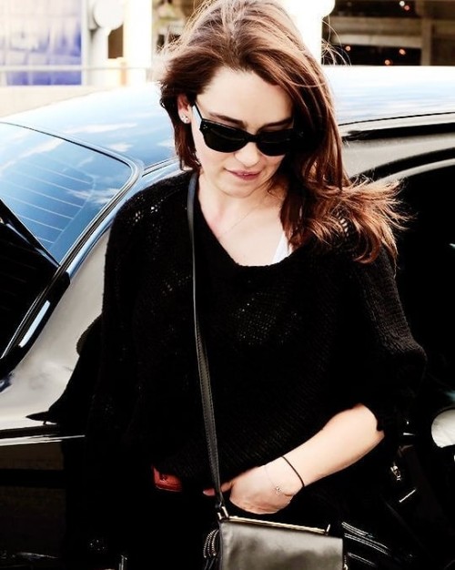 Emilia-Clarke-35087.jpg