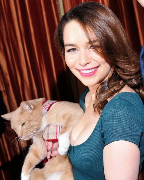 Emilia-Clarke-35216.jpg