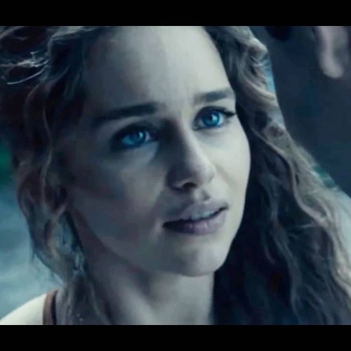 Emilia-Clarke-35275.jpg