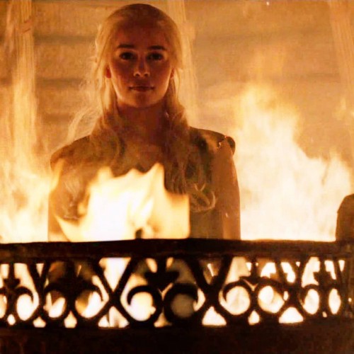 Emilia-Clarke-35279.jpg
