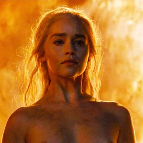 Emilia-Clarke-35282.jpg