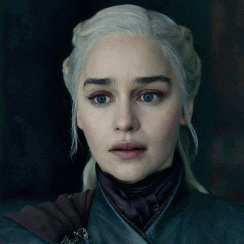 Emilia-Clarke-35288.jpg