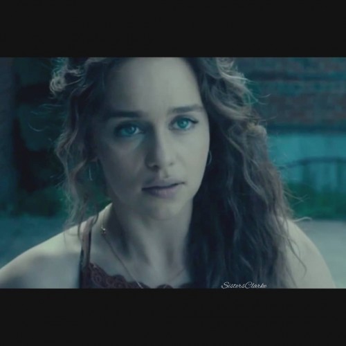 Emilia-Clarke-35335.jpg