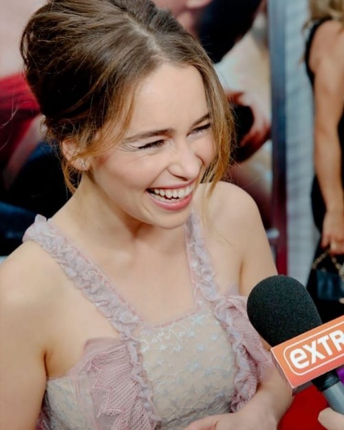 Emilia-Clarke-35381.jpg