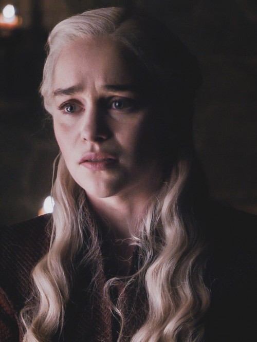 Emilia-Clarke-35456.jpg
