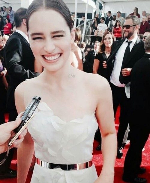 Emilia-Clarke-35505.jpg