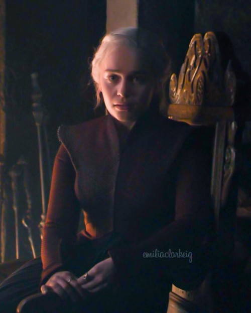 Emilia-Clarke-35729.jpg