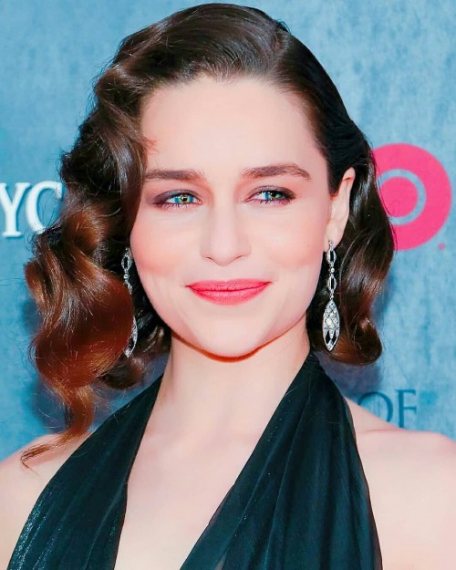 Emilia-Clarke-35913.jpg