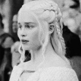 Emilia-Clarke-36010