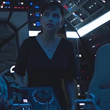 Emilia-Clarke-36054.jpg