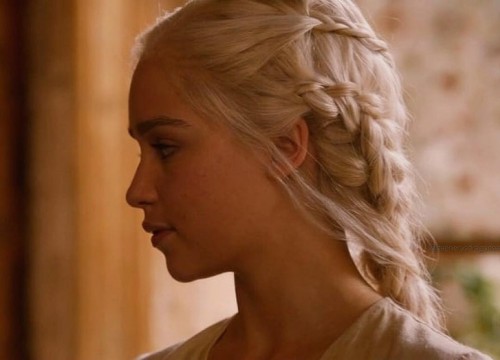 Emilia-Clarke-36126.jpg