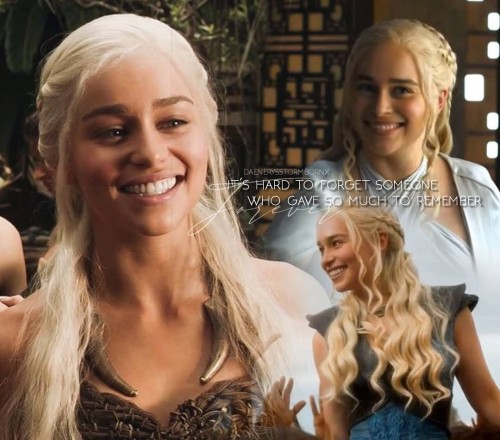 Emilia-Clarke-36147.jpg