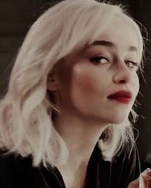 Emilia-Clarke-36260.jpg