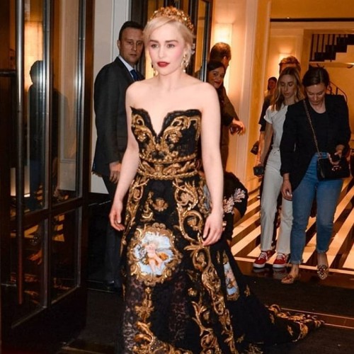 Emilia-Clarke-36290.jpg