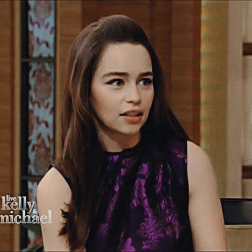 Emilia-Clarke-36327.jpg