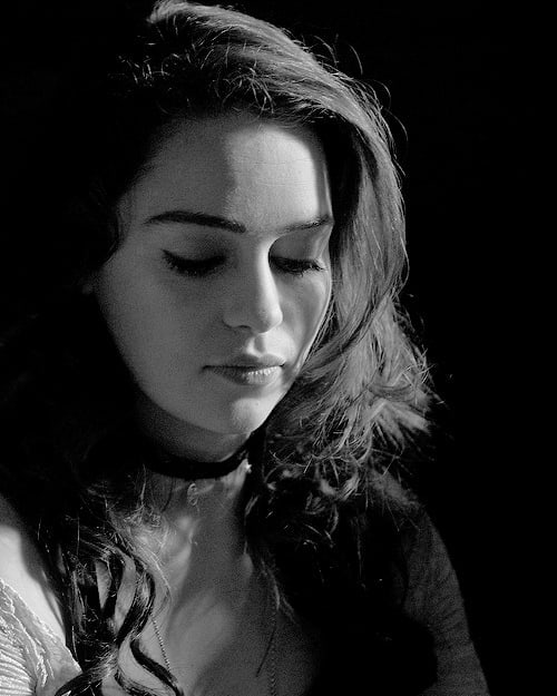Emilia-Clarke-36357.jpg