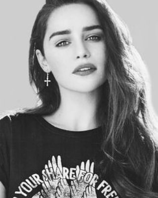 Emilia-Clarke-36359.jpg