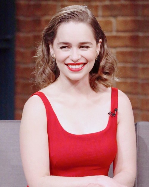 Emilia-Clarke-37159.jpg