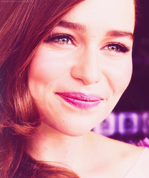 Emilia-Clarke-37414.jpg