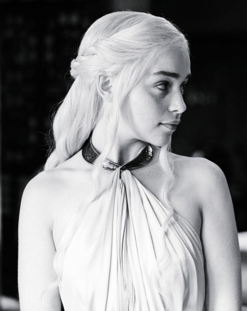 Emilia-Clarke-37422.jpg