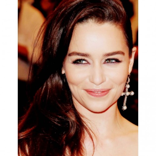 Emilia-Clarke-37639.jpg