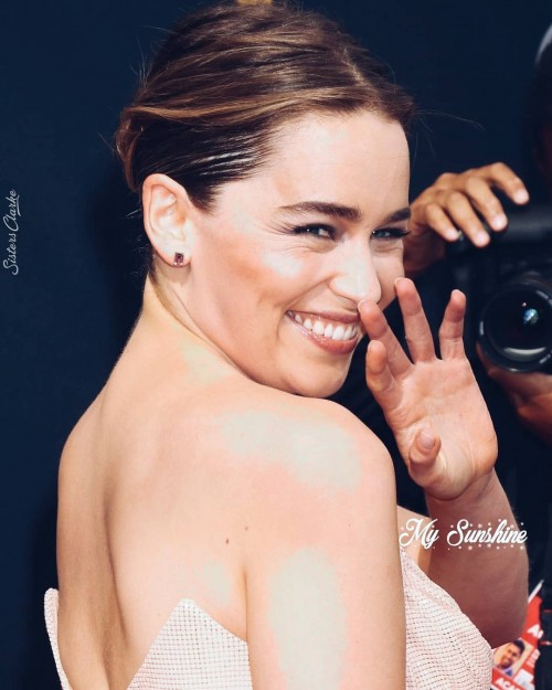 Emilia-Clarke-37891.jpg