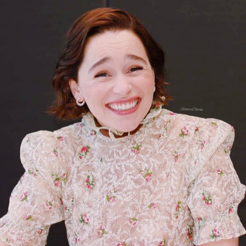 Emilia-Clarke-37893.jpg