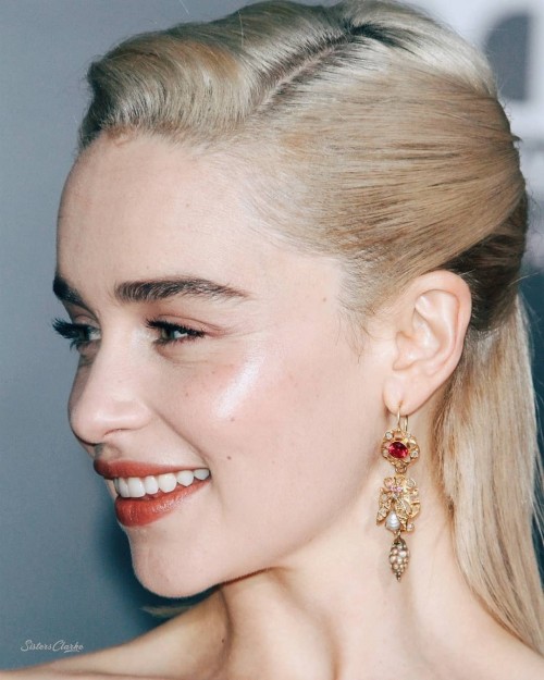 Emilia-Clarke-38018.jpg