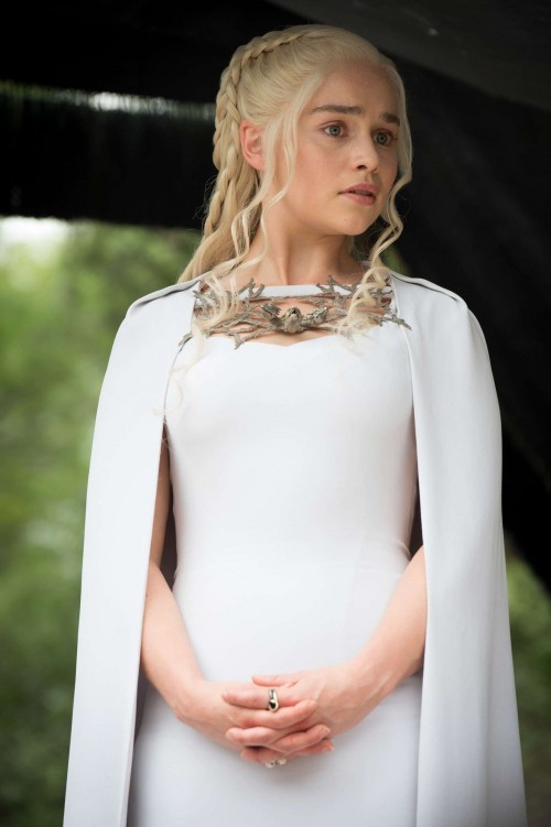 Emilia-Clarke-38026.jpg