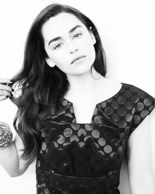 Emilia-Clarke-38032.jpg