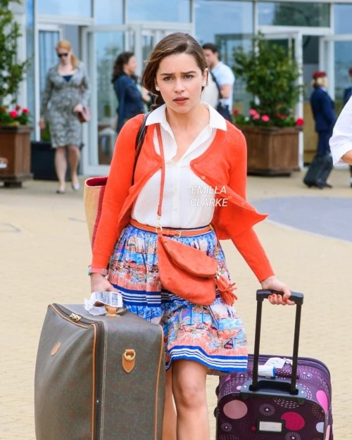 Emilia-Clarke-38078.jpg