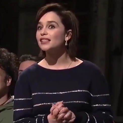 Emilia-Clarke-38091.jpg