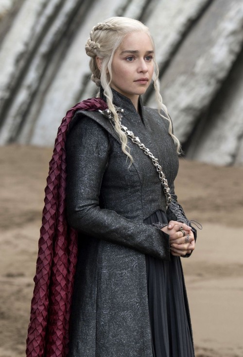 Emilia-Clarke-38149.jpg