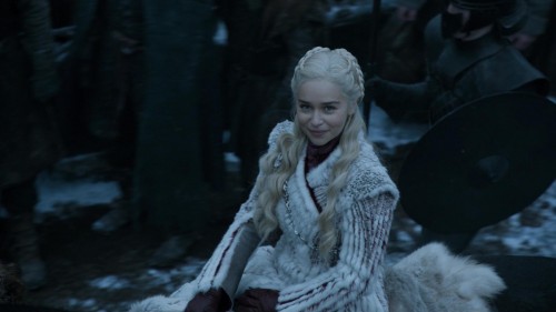 Emilia-Clarke-38153.jpg