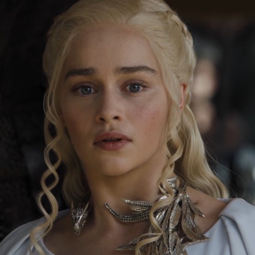 Emilia-Clarke-38156.jpg