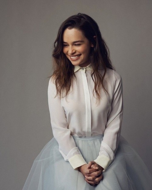 Emilia-Clarke-40054.jpg