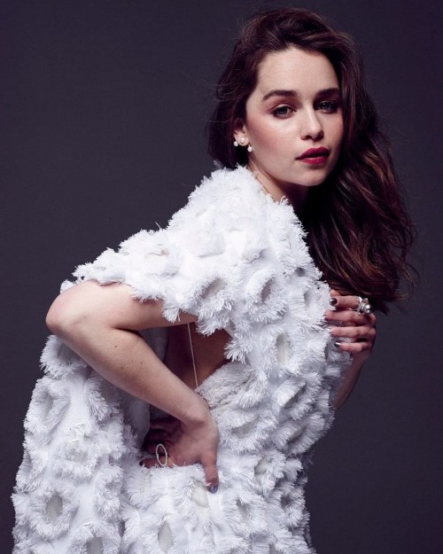 Emilia-Clarke-40140.jpg