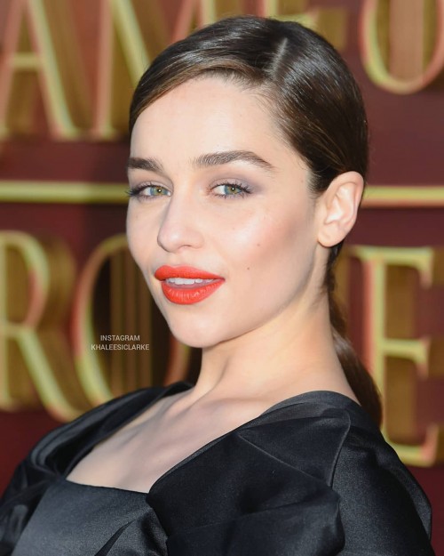 Emilia-Clarke-40228.jpg